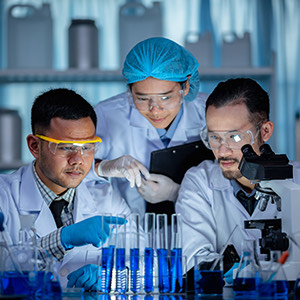 Life Sciences & Healthcare