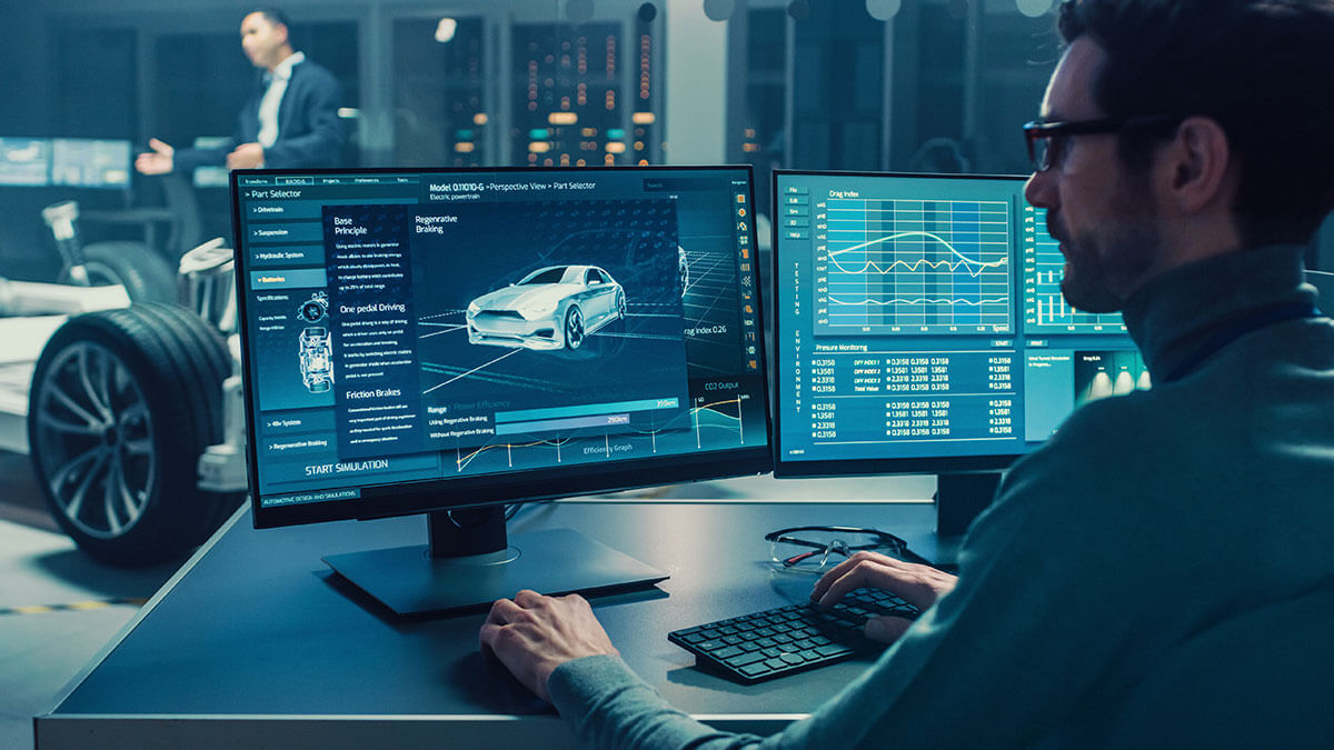 OEM strategy and competitive benchmarking for automotive software architecture